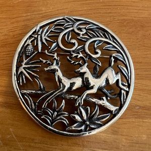 Sarah Coventry Woodland Flight silver tone pin